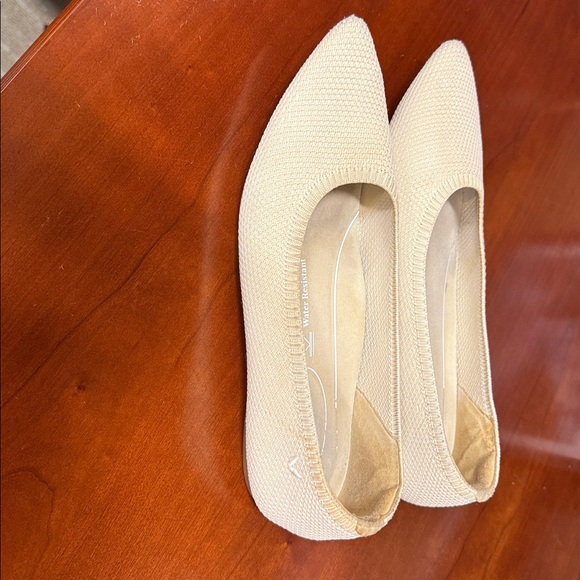 Vivaia Shoes - Vivaia Flat Pro Beige Size 9 (eu 40) - great for wide